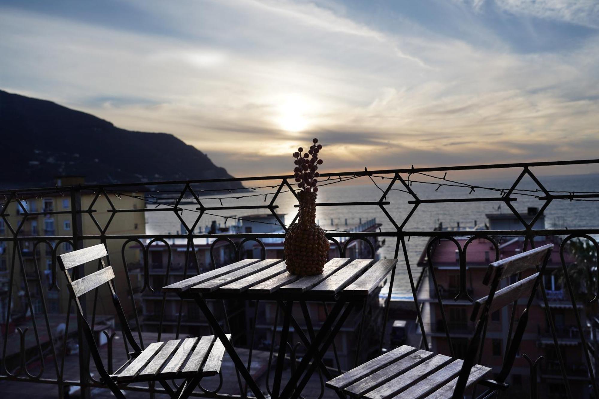 House Of Sun 2016 Apartment Castellammare di Stabia Exterior foto